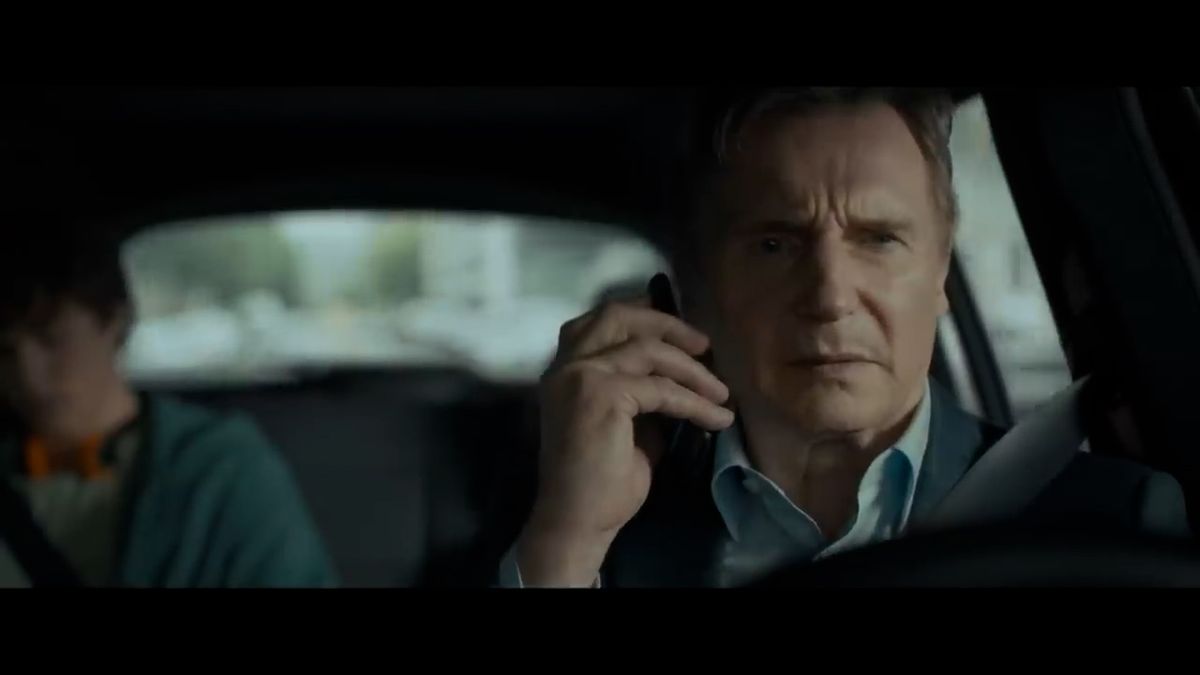RECENZE: Jízda smrti: Liam Neeson je plačtivý, ale hrdina